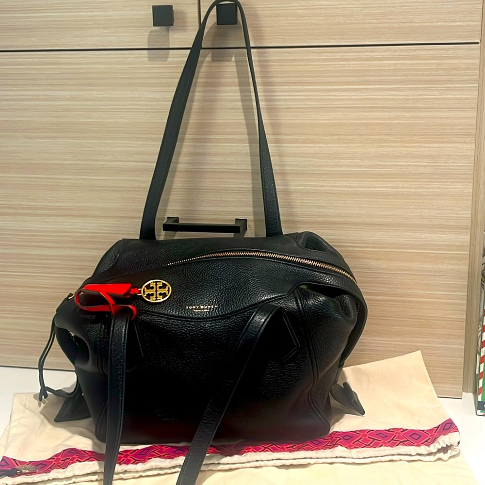Tory Burch satchel (perry) black w/red accent. Excellent condition w/dust bag